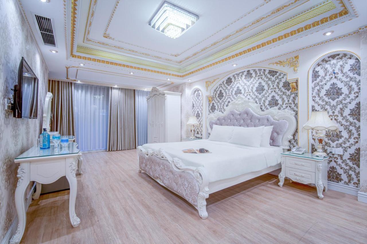 Royal Beach Hotel By Thg Дананг Екстериор снимка