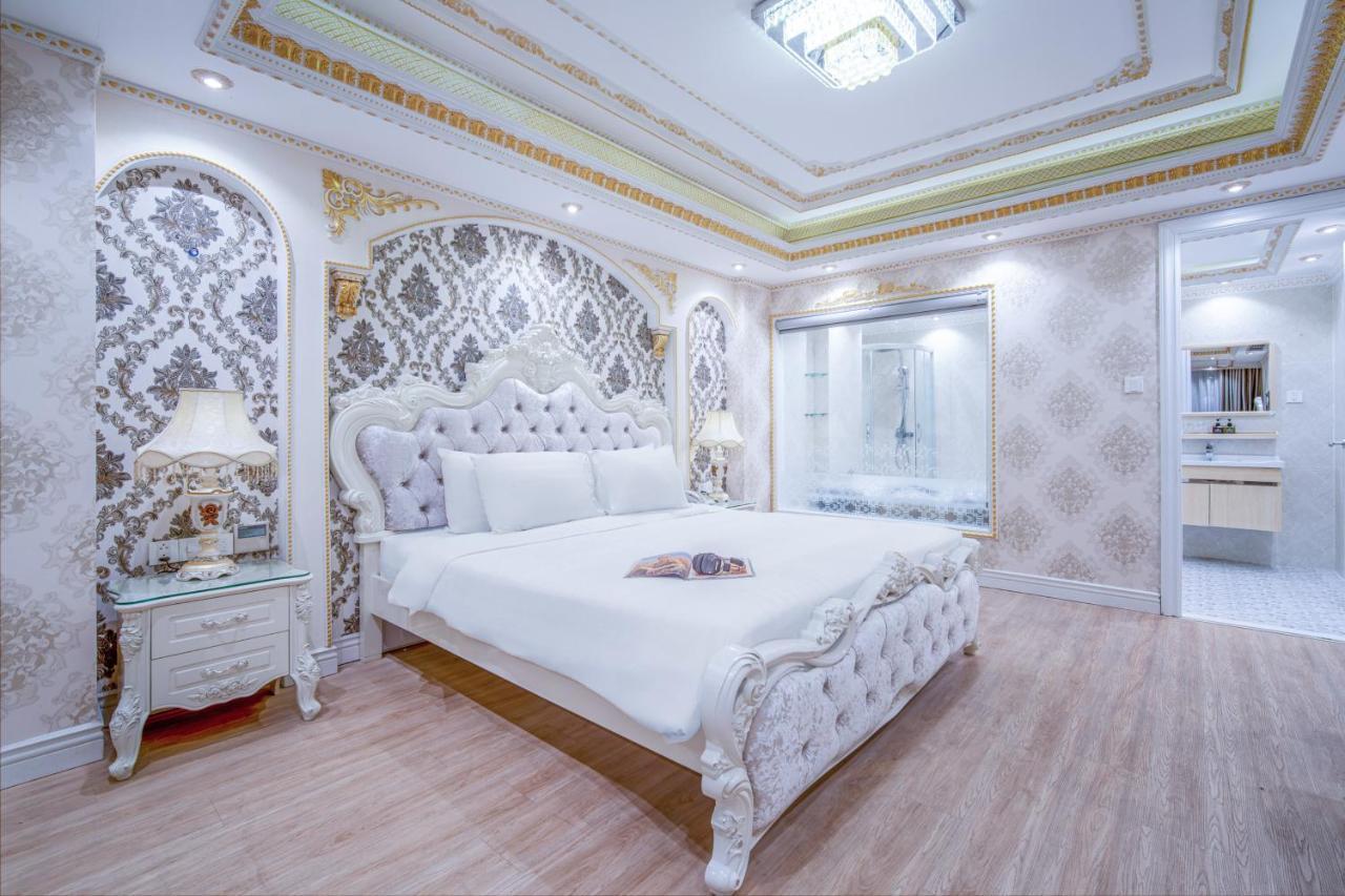 Royal Beach Hotel By Thg Дананг Екстериор снимка